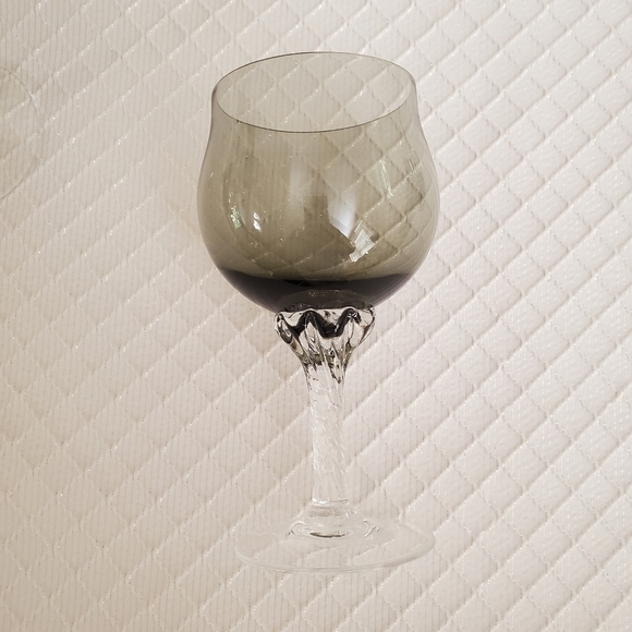 Vintage Mid Century Smokey Gray Small Wine Glasses - Picture 4 of 8